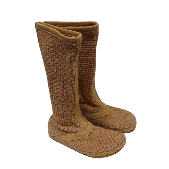 Patagonia Wild Thyme Plywood Knit Zip Up Boots Size 5.5 - Picture 1 of 15